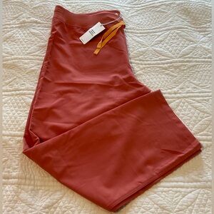 FIGS Women’s Livingston Basic Scrub Pants Size XL/P Coral See Description!
